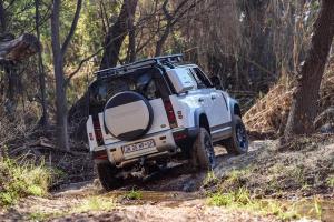 Land Rover Defender 110 P400 S Urban Pack 2020 года  (ZA)